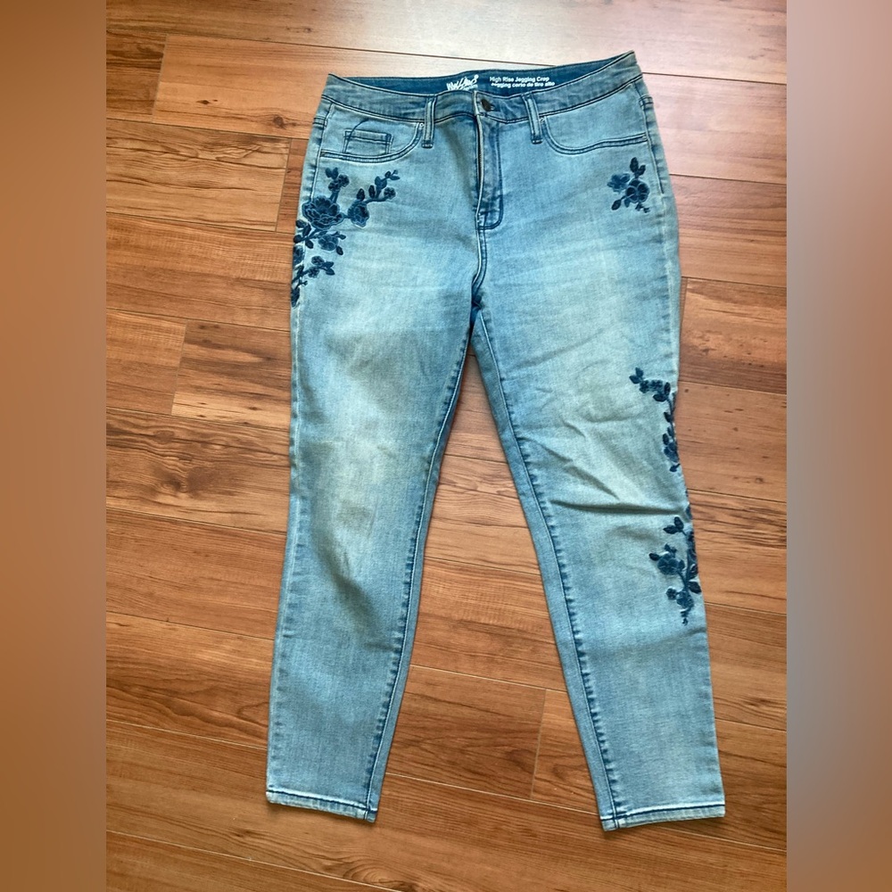 Mossimo High Rise Crop Embroidered Jegging, Size 10/30
